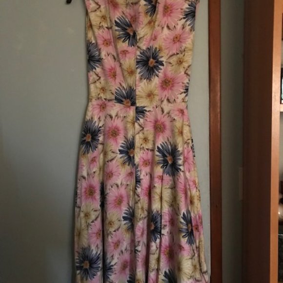 Tatyana Fit and Flare pink and blue floral dress - Picture 4 of 6